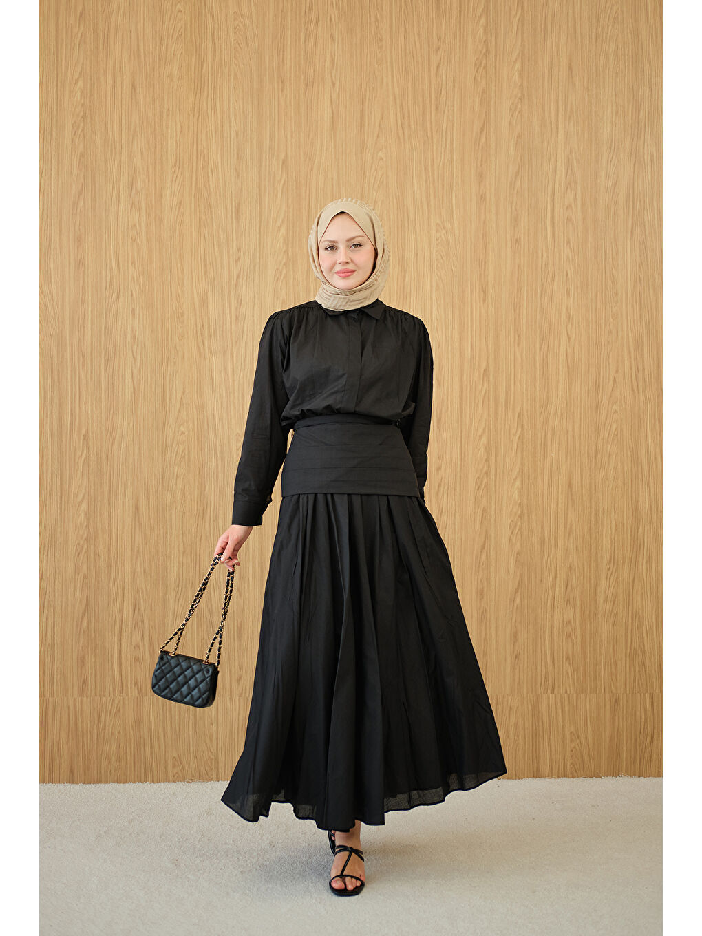 Kadın Gizli Düğmeli Beli Kuşaklı Gömlek Yaka Takım Siyah-3