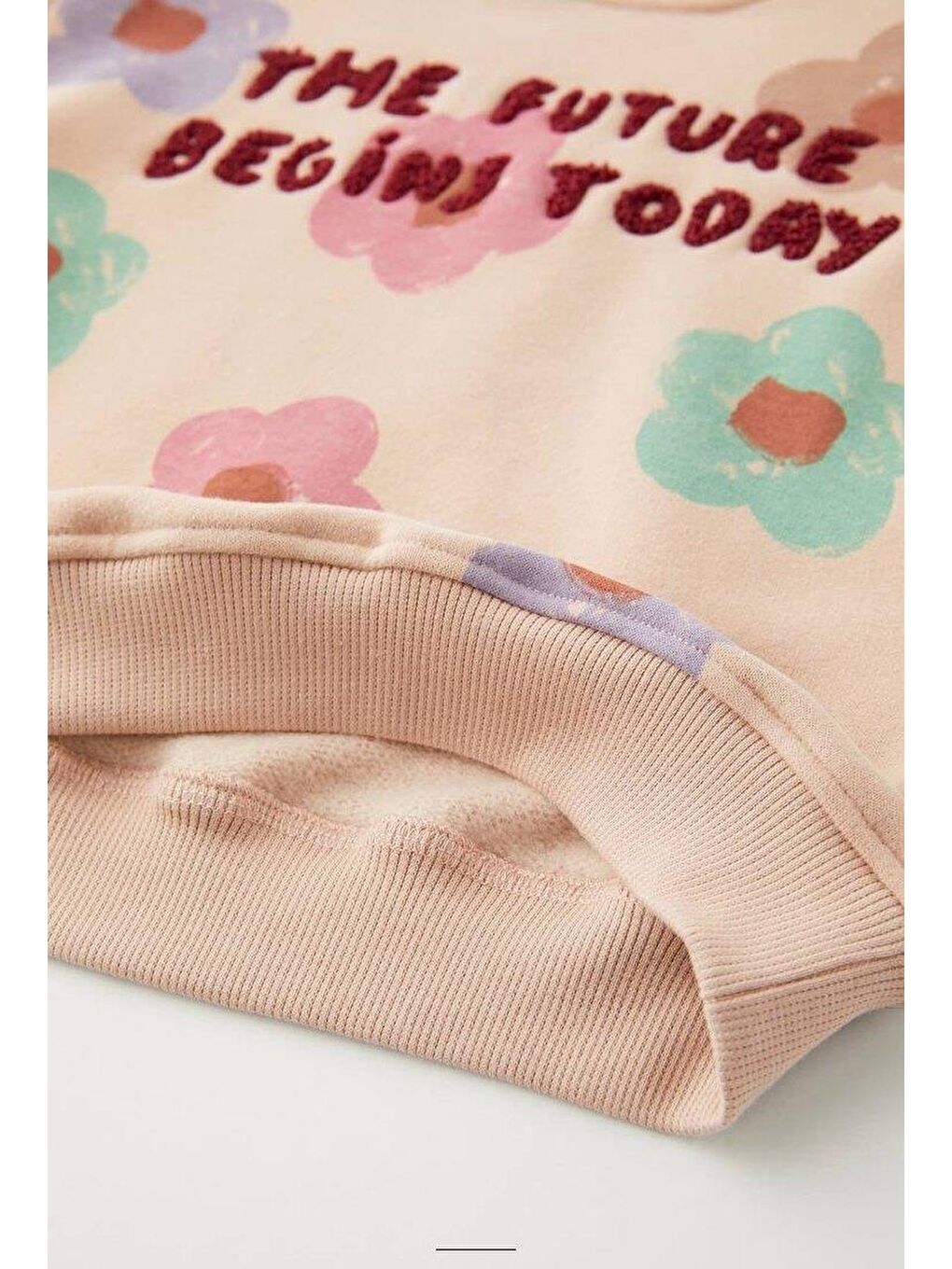 Pembe Kız Çocuk Pamuklu Bej Çiçek Desenli Sweatshirt Ve Eşofman Takımı-4