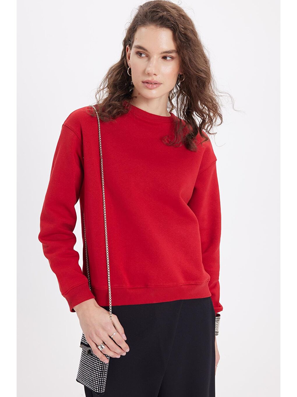 Kadın Oversize Geniş Kesim Pamuklu Bisiklet Yaka Kırmızı Sweatshirt