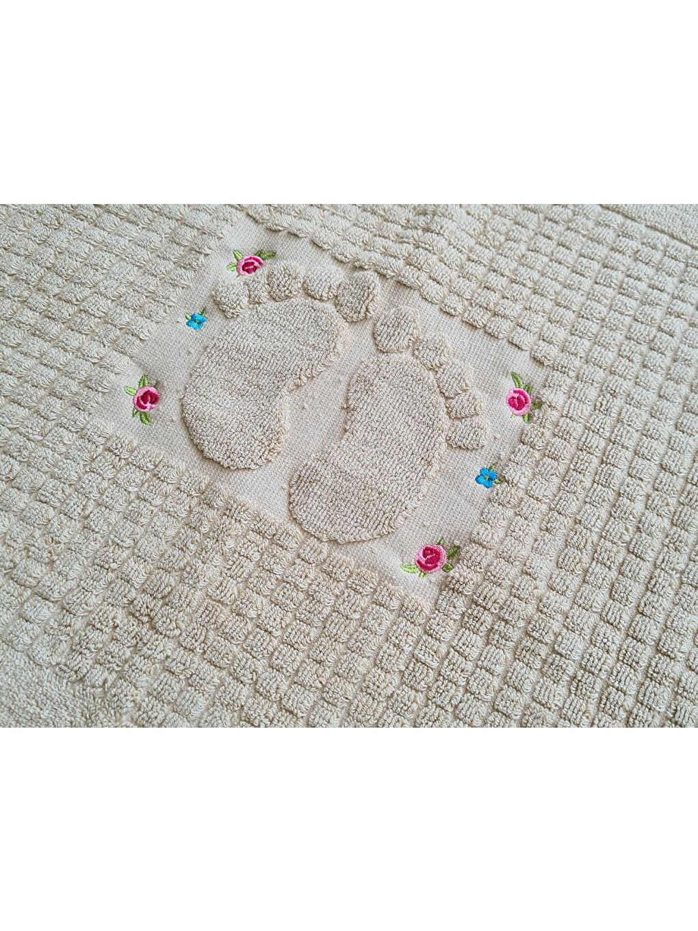 Güldestan Nakışlı Ayak Havlusu Bej-1