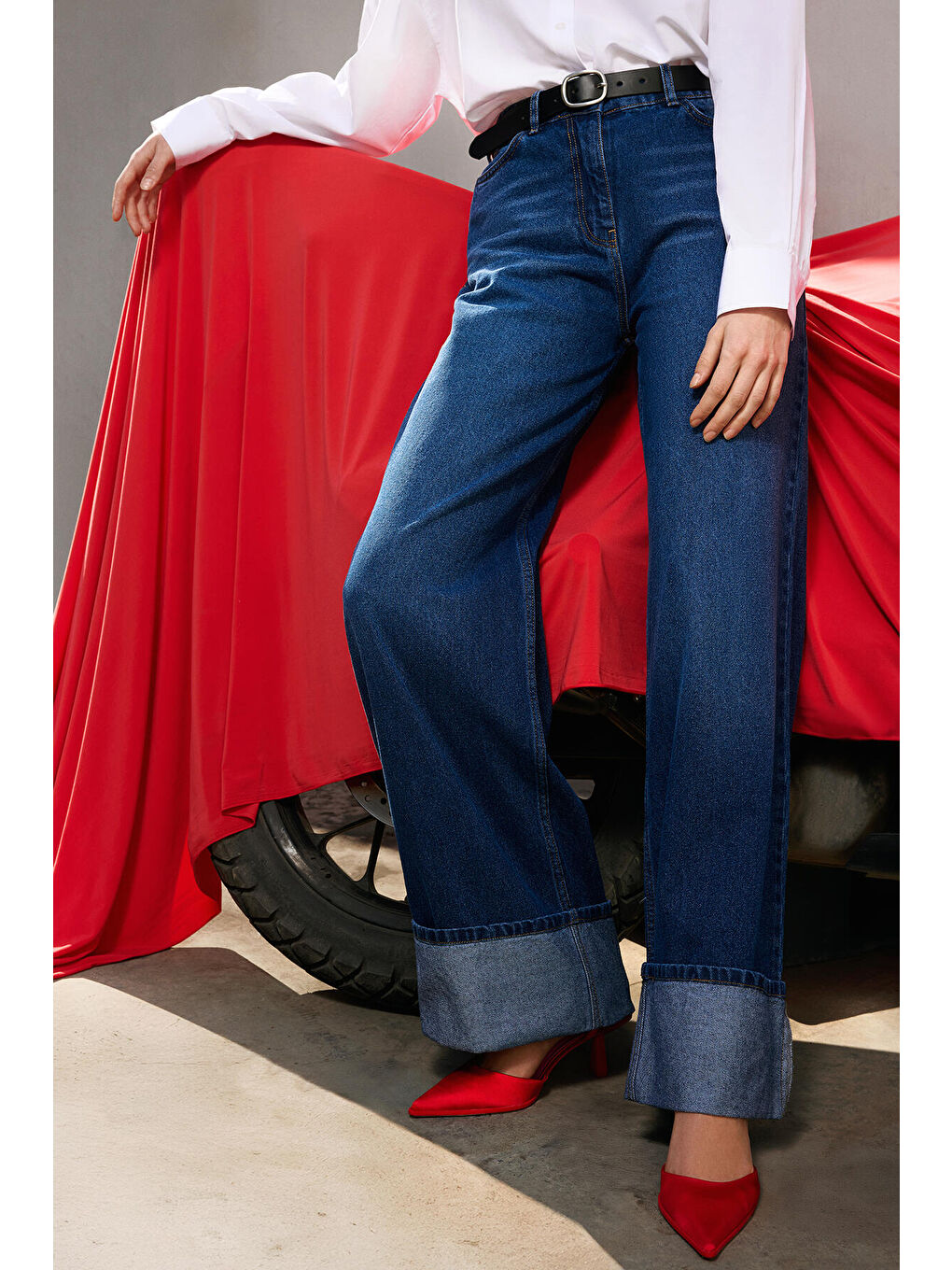 Mavi Bol Paça Denim Pantolon