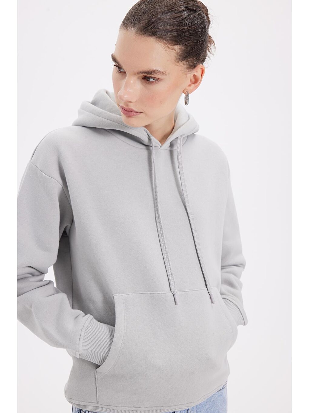 Ekru Kadın Oversize Geniş Kesim Pamuklu Yumuşak Dokulu İçi Polarlı Basic Krem Kapüşonlu Sweatshirt-1