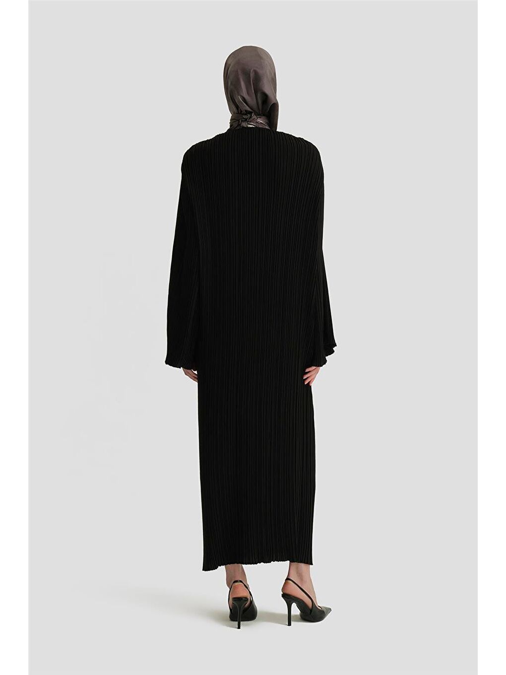 Piliseli Ferace 25Y8305 Siyah