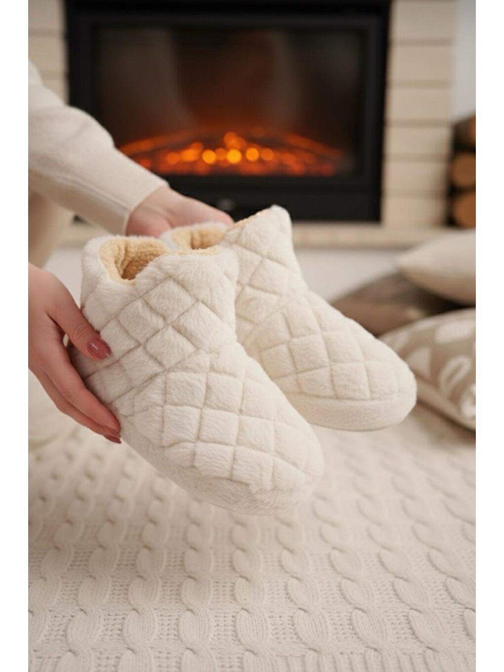 Ekru Ness Kadın Ev Botu Pelüş Ev Pandufu Ses Yapmaz Taban Sıcak Kürklü Panduf Ev Botu-1