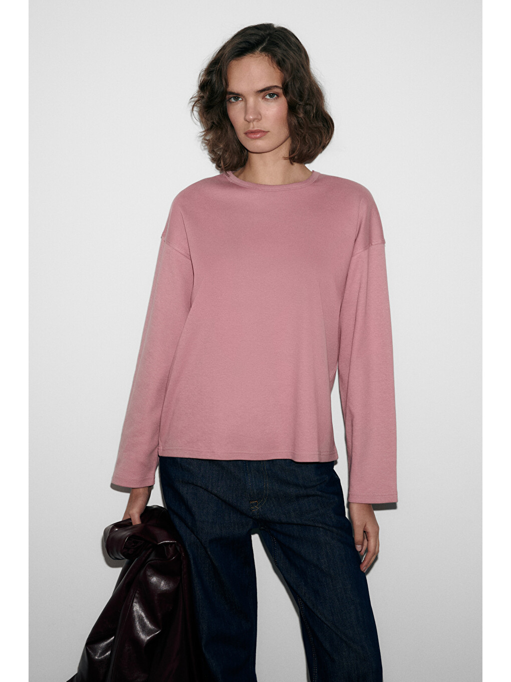 Neat Kadın Organik Pamuklu Bisiklet Yaka Oversize Fit Uzun Kollu Pembe T-shirt