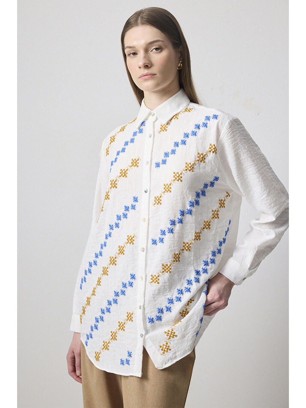 Ekru Nakış Detaylı Oversıze Gömlek-3