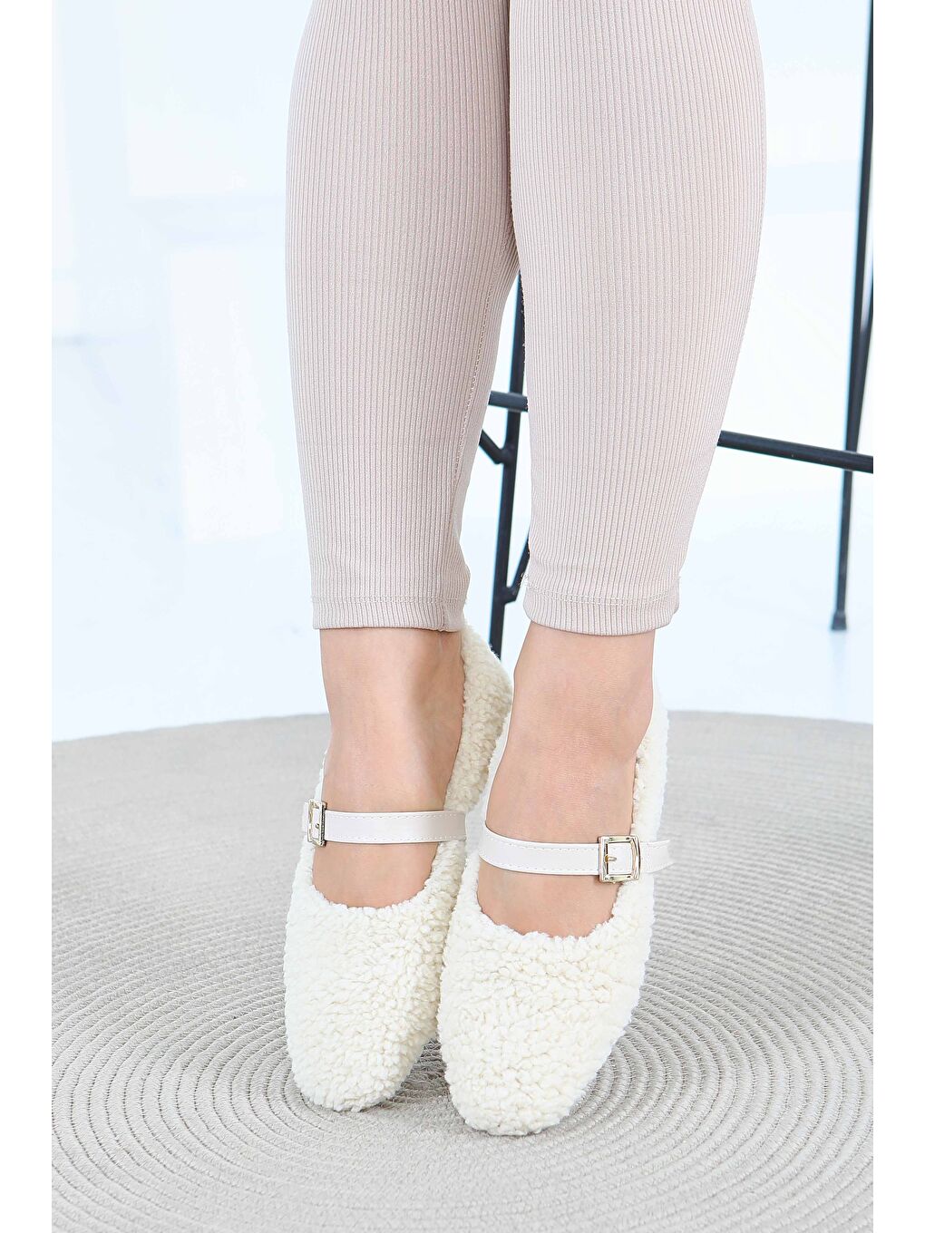 Ekru Kadın Krem Pelüş Kemerli Babet - 27792-KREM-2