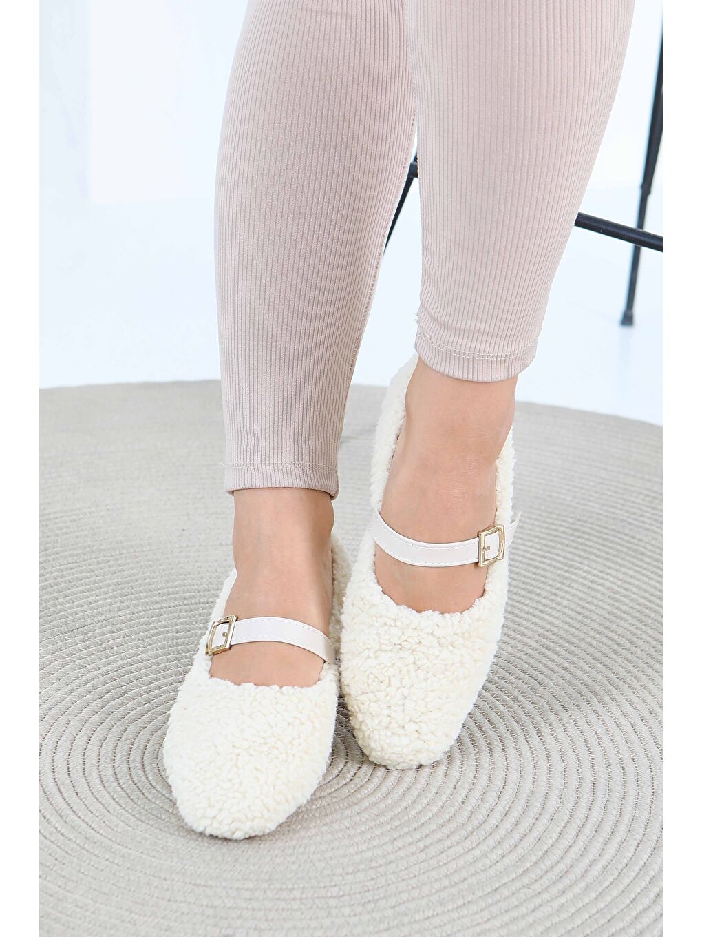 Ekru Kadın Krem Pelüş Kemerli Babet - 27792-KREM-3