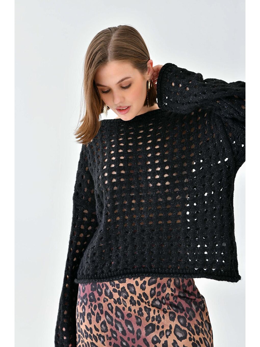 Siyah Simli Örgü Detaylı Oversize Bisiklet Yaka Triko Kazak-3