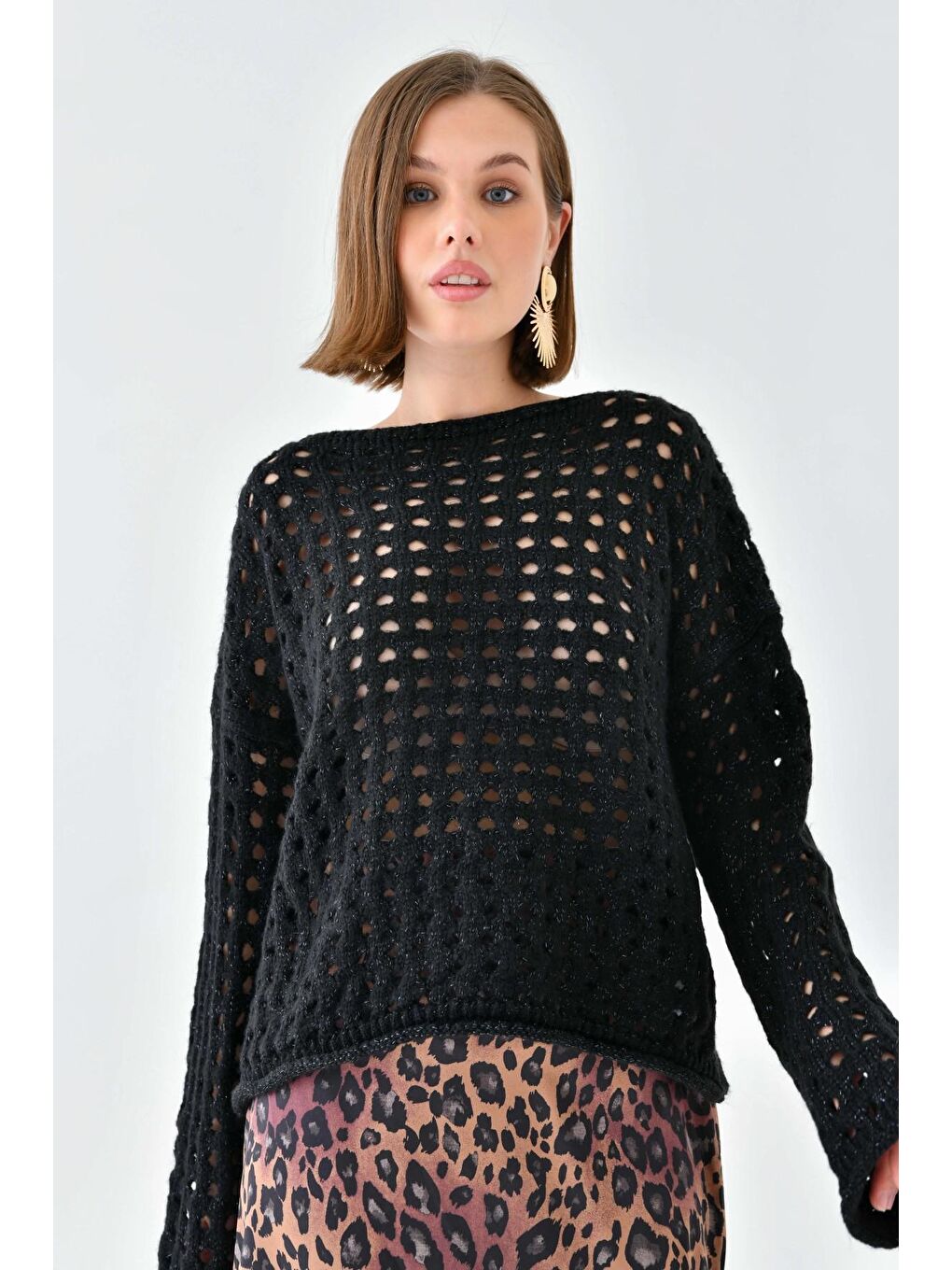 Siyah Simli Örgü Detaylı Oversize Bisiklet Yaka Triko Kazak-4