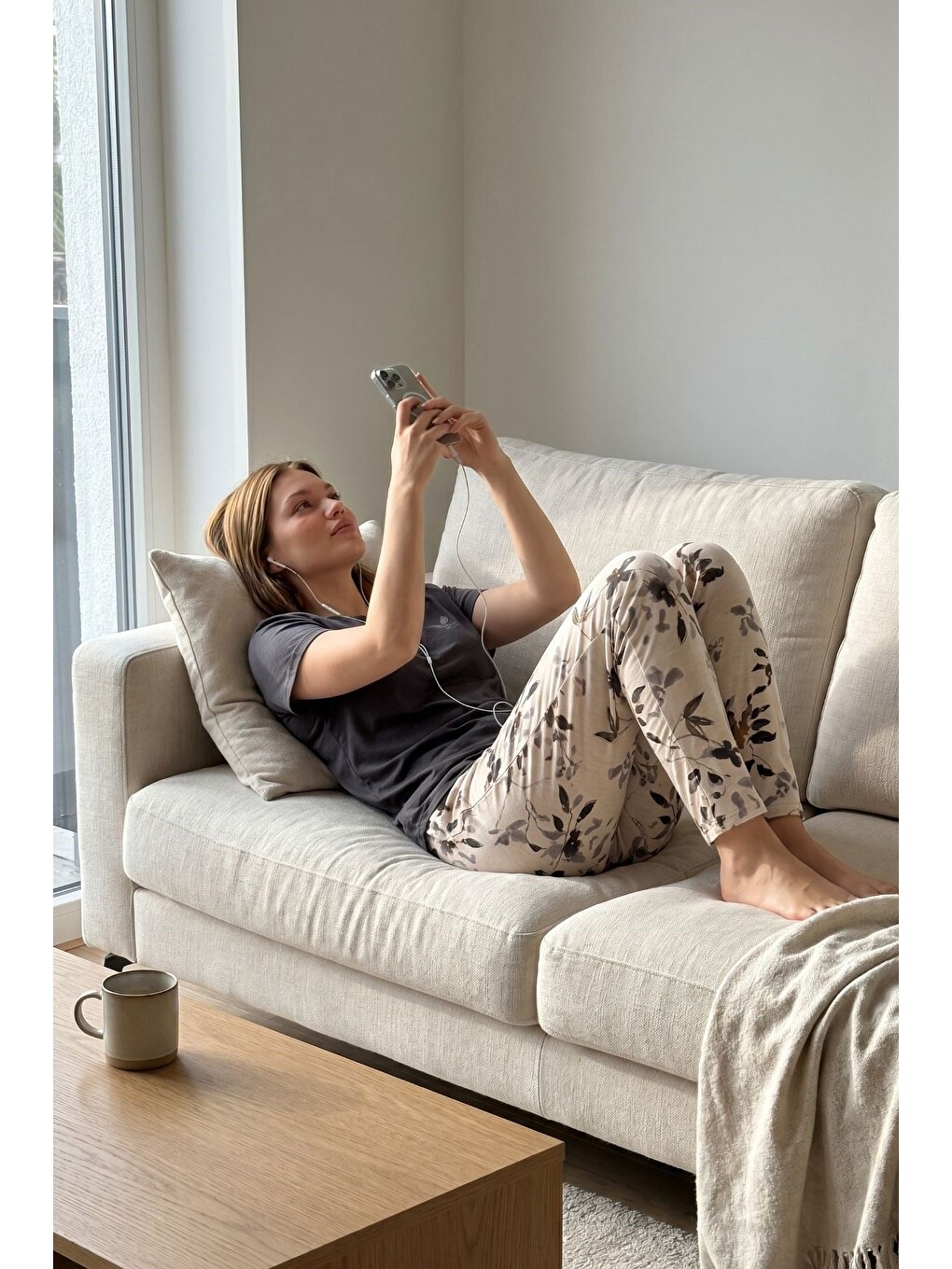 Bej Yuvarlak Yaka Kısa Kollu Pijama Takımı Gri-512225-1