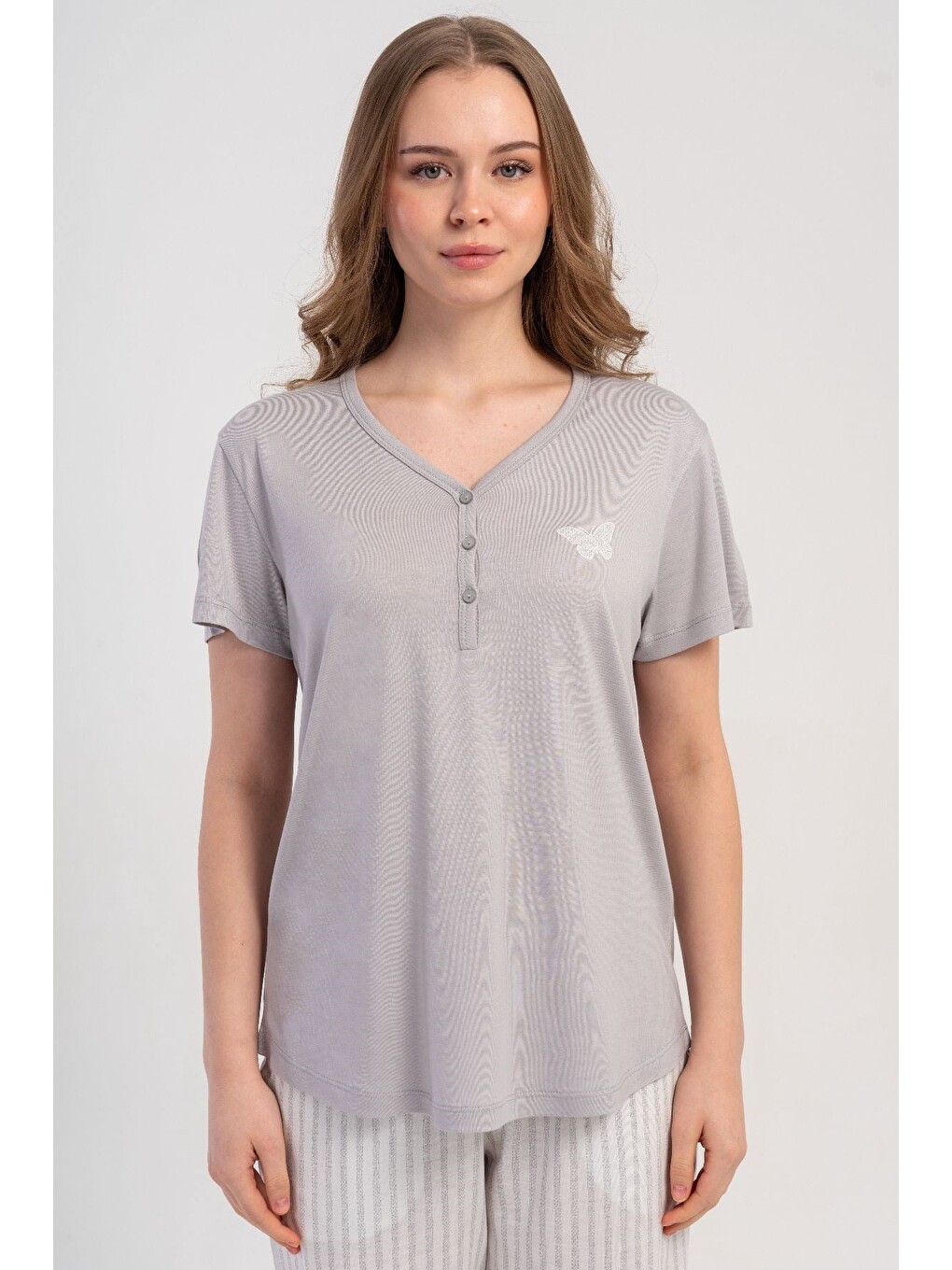 Damla Yaka Yarım Düğmeli Pijama Takımı Gri-512222-3