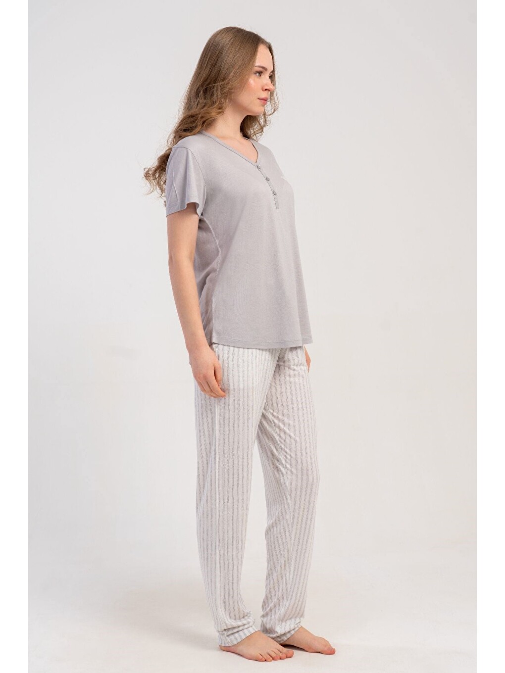 Damla Yaka Yarım Düğmeli Pijama Takımı Gri-512222-5