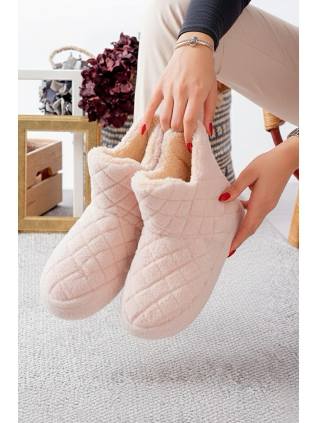 Pembe Ness Kadın Ev Botu Pelüş Ev Pandufu Ses Yapmaz Taban Sıcak Kürklü Panduf Ev Botu-1