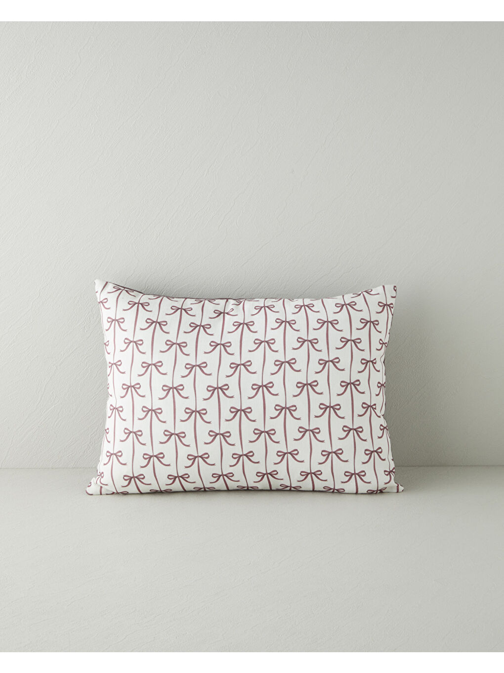 Amaris Dolgulu Kırlent 35x50 cm Kırmızı - Bej-1