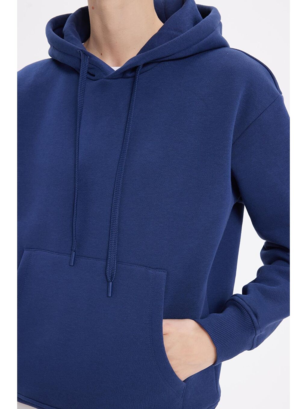 Kadın Oversize Geniş Kesim Pamuklu Yumuşak Dokulu İçi Polarlı Basic Lacivert Kapüşonlu Sweatshirt-2