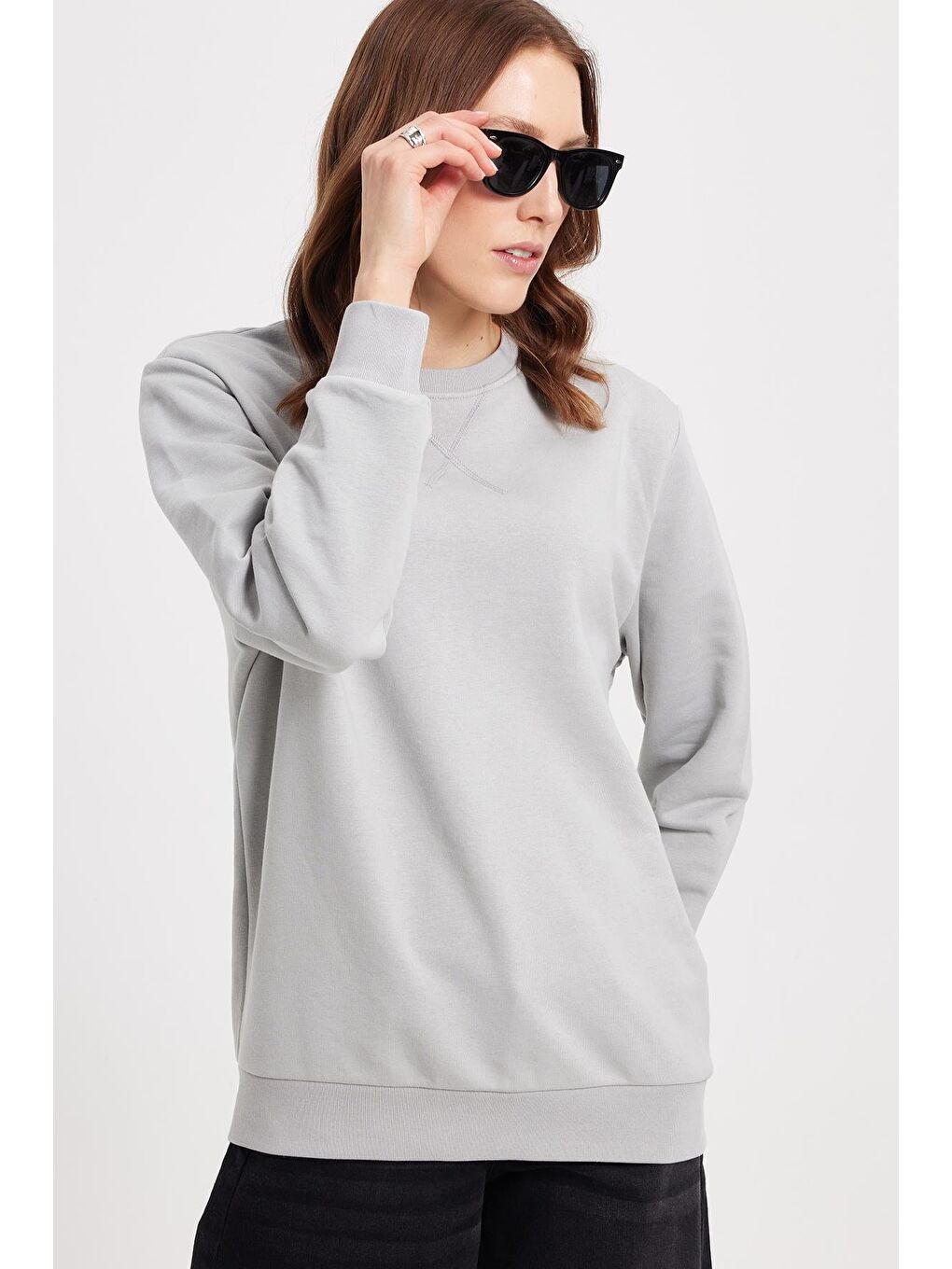 Bej Kadın Oversize Geniş Kesim %100 Pamuk 3 İplik Basic Taş Bisiklet Yaka Sweatshirt-7