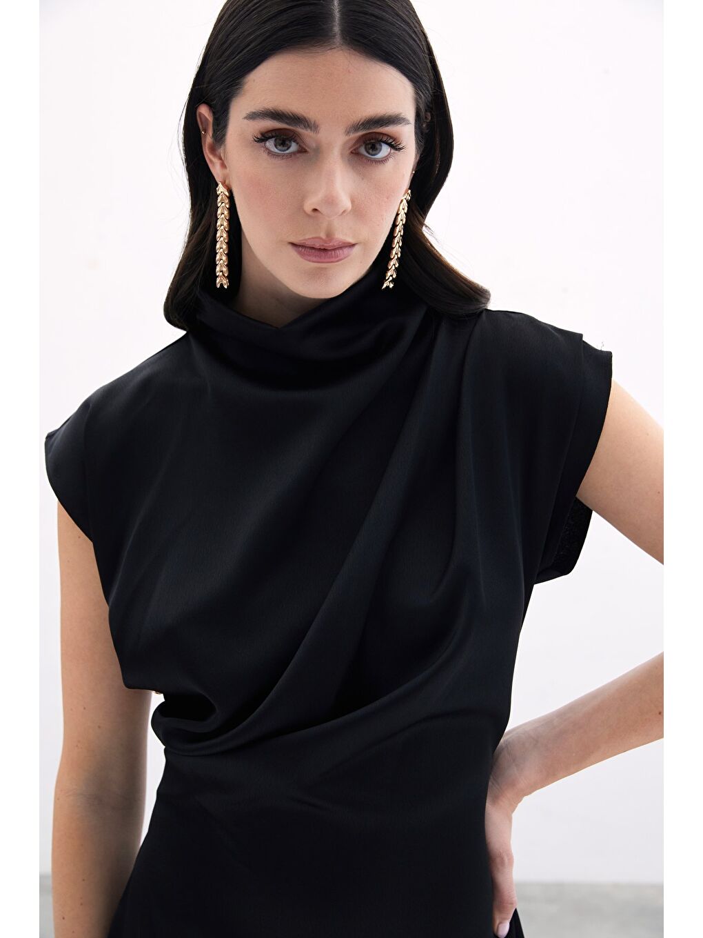 Düğme Detaylı Uzun Elbise - Siyah-6