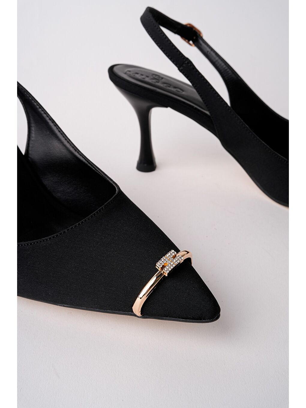 Siyah OURELİA Gold Yüzük Detaylı Sivri Burun Arkası Açık Kadın Topuklu Ayakkabı-7