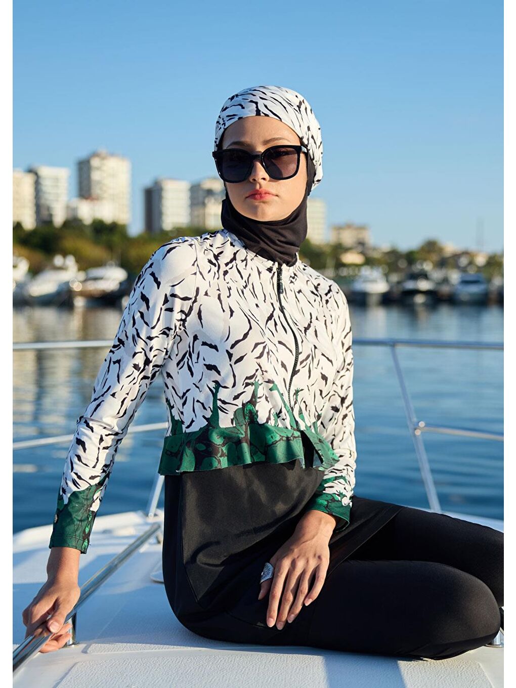 Beyaz Zürafa Paraşüt Tesettür Mayo-2