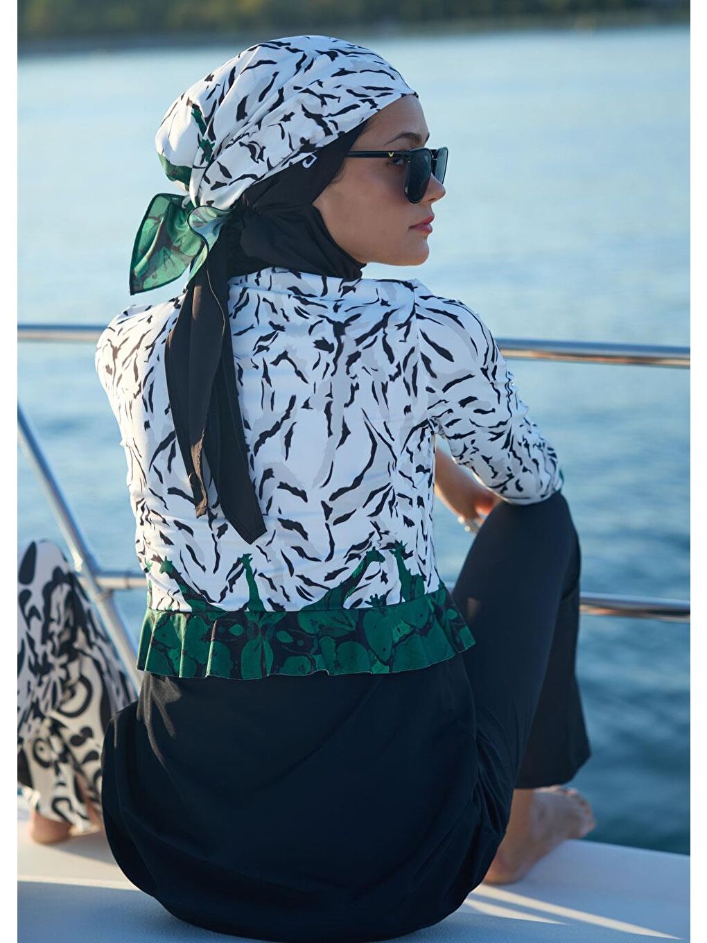 Beyaz Zürafa Paraşüt Tesettür Mayo-4