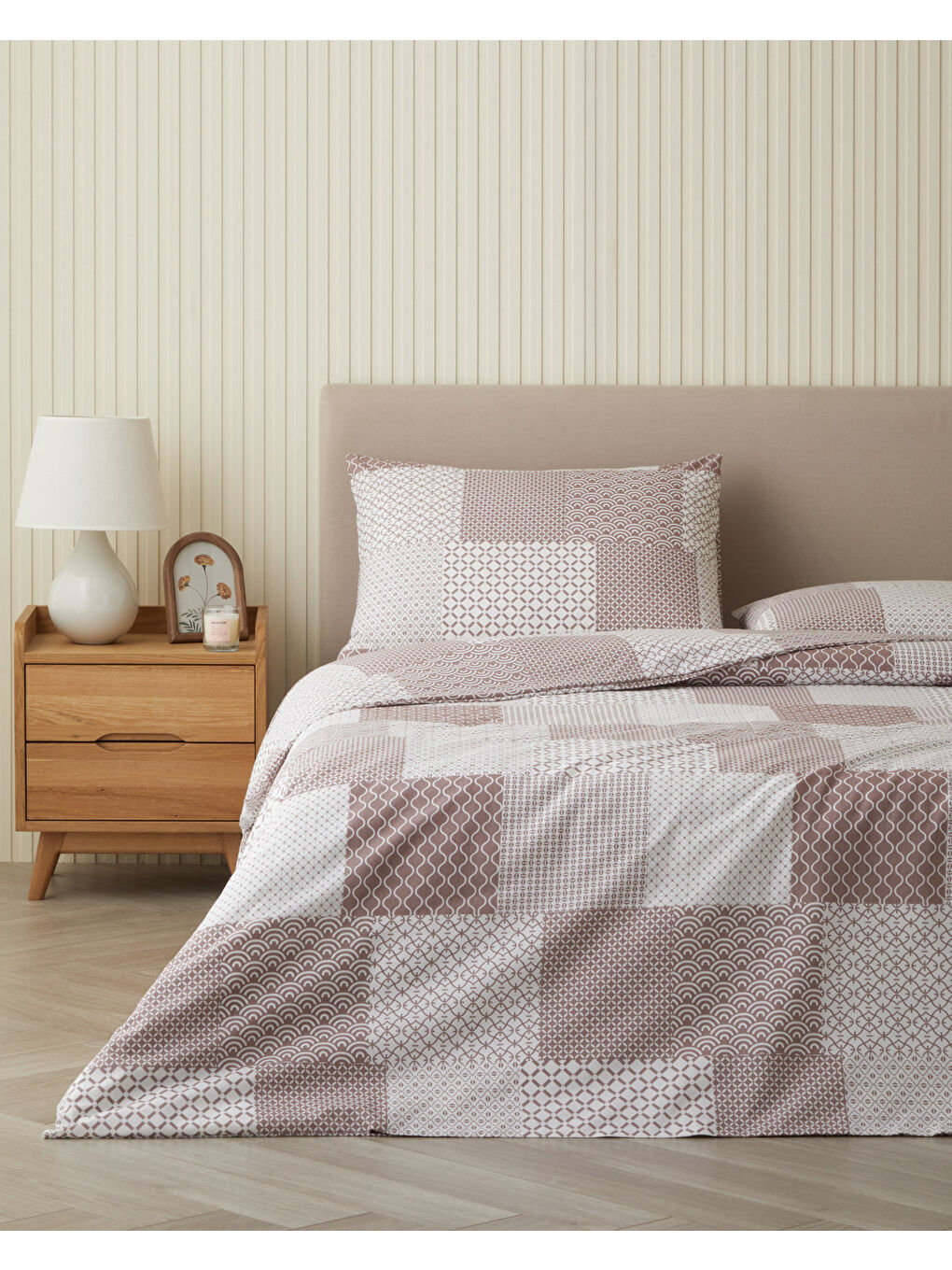 Chain Patch Kolay Ütülenir Çift Kişilik Nevresim Takımı 200x220 cm Mürdüm-1