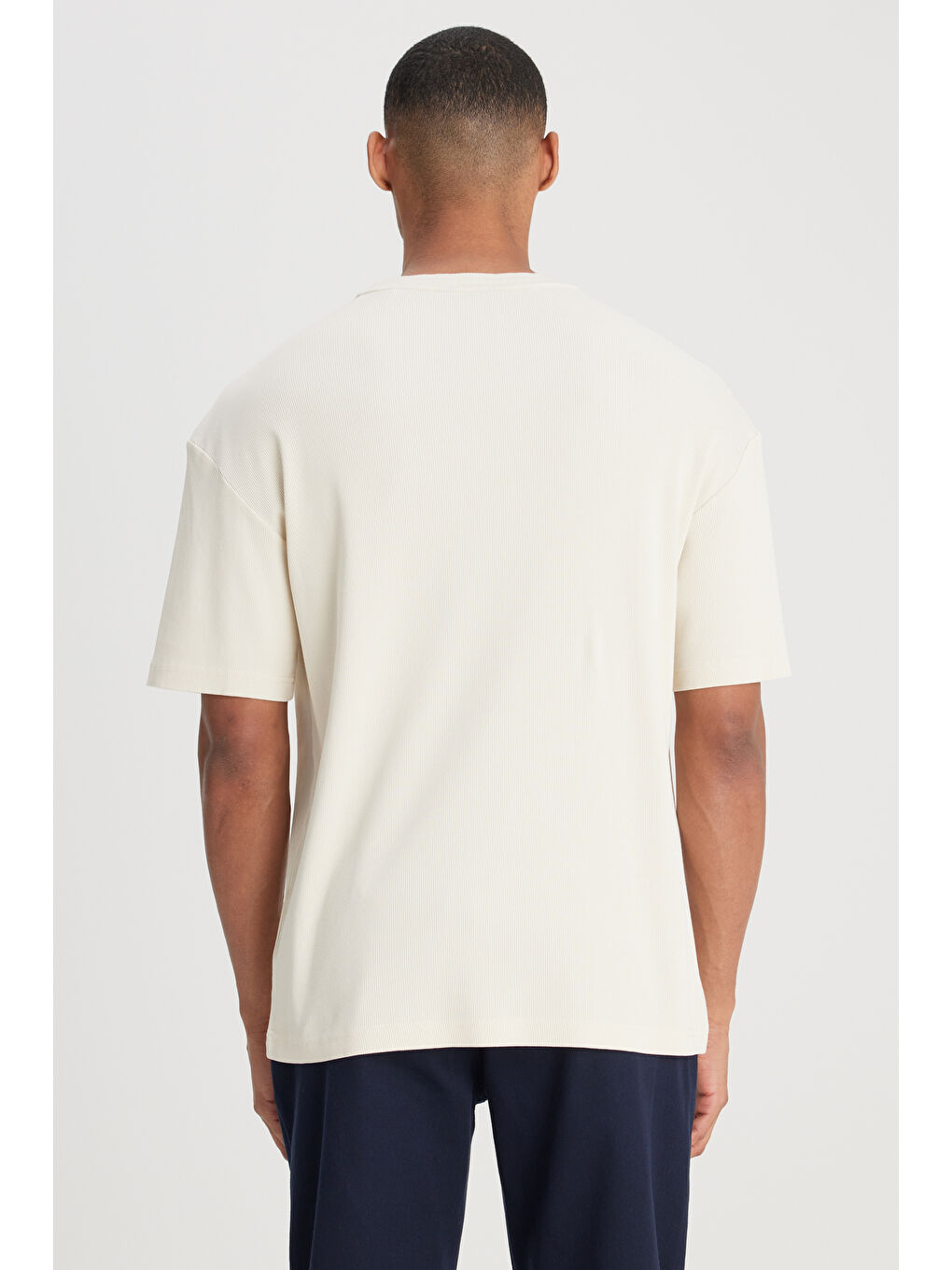 Loose Fit Bisiklet Yaka Bej Tişört-5