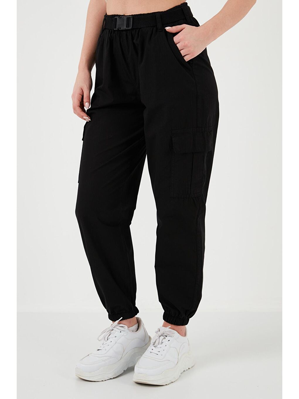 Lela Siyah Pamuklu Regular Fit Jogger Spor Pantolon 668YP50312S4 - 1