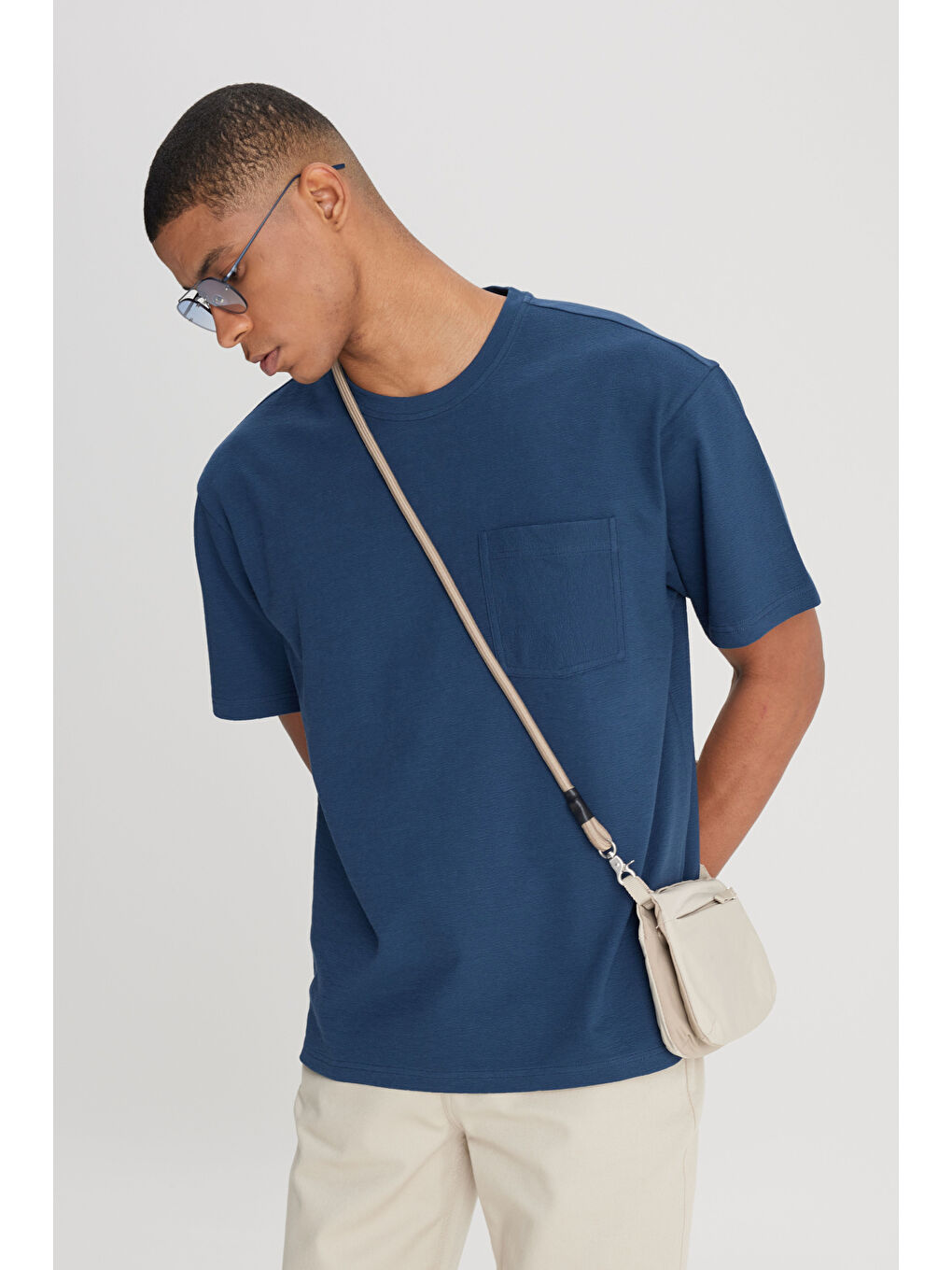 İndigo Loose Fit Bisiklet Yaka %100 Pamuk Lacivert Tişört-1