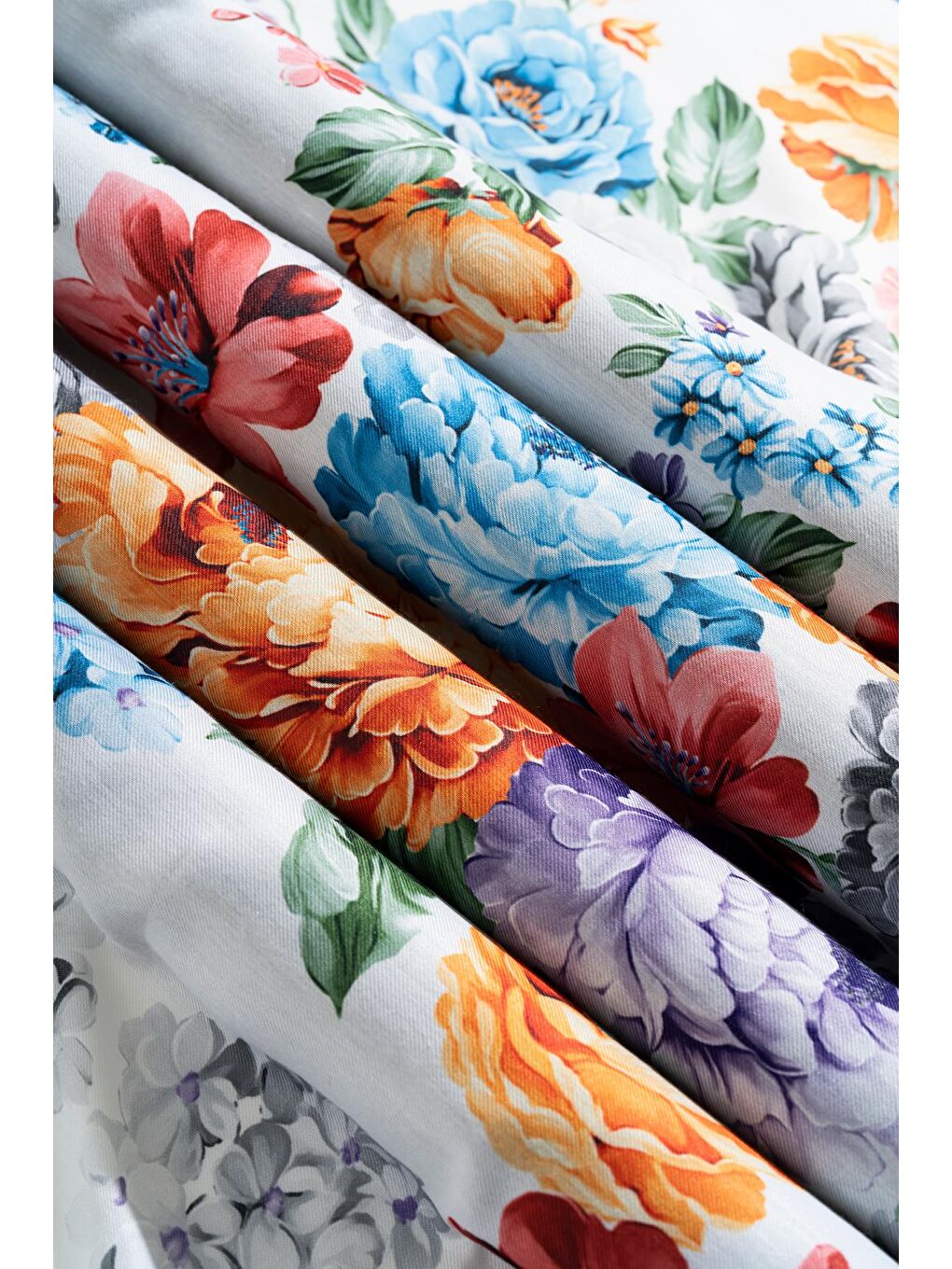 İndigo Kadın Tesettür Digital Baskılı Gül Desen Eşarp-2