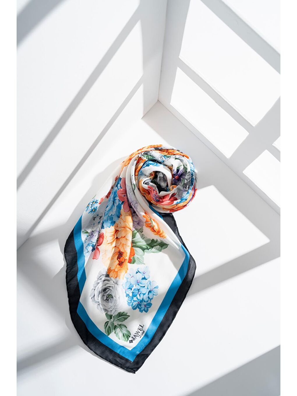 İndigo Kadın Tesettür Digital Baskılı Gül Desen Eşarp-3