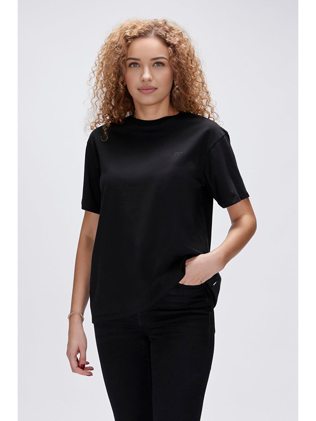 Bia Siyah Kadın Oversize Tişört-4