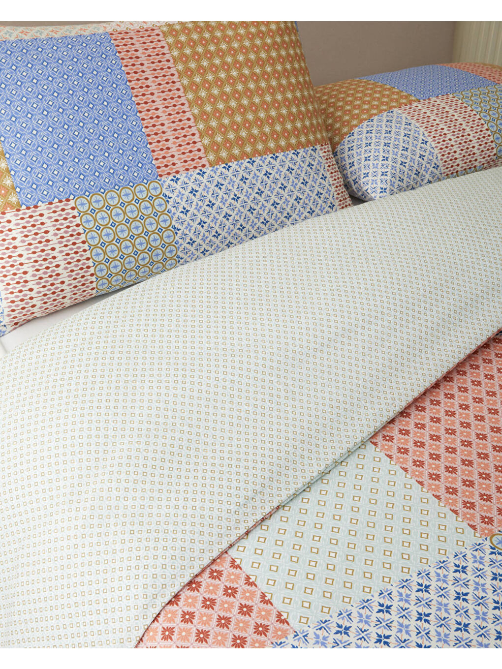 Patchform Kolay Ütülenir Çift Kişilik Nevresim Seti 200x220 cm Mavi – Bordo-2