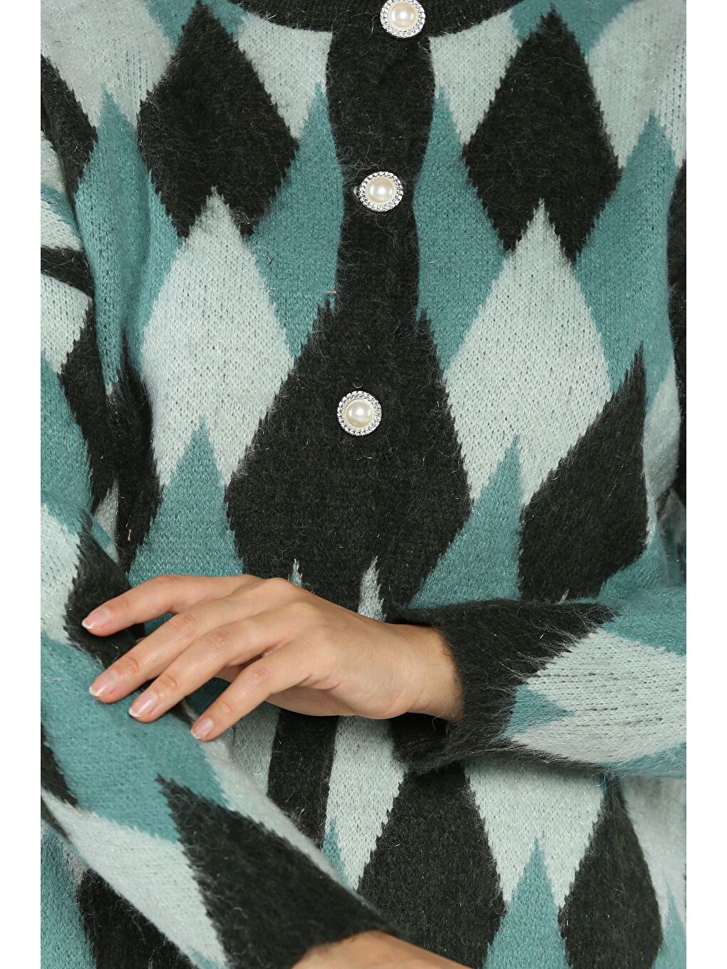 Yeşil İnci Düğmeli Geometrik Desenli Tesettür Triko Hırka (s-m-l-xl Beden Uyumludur.)-6