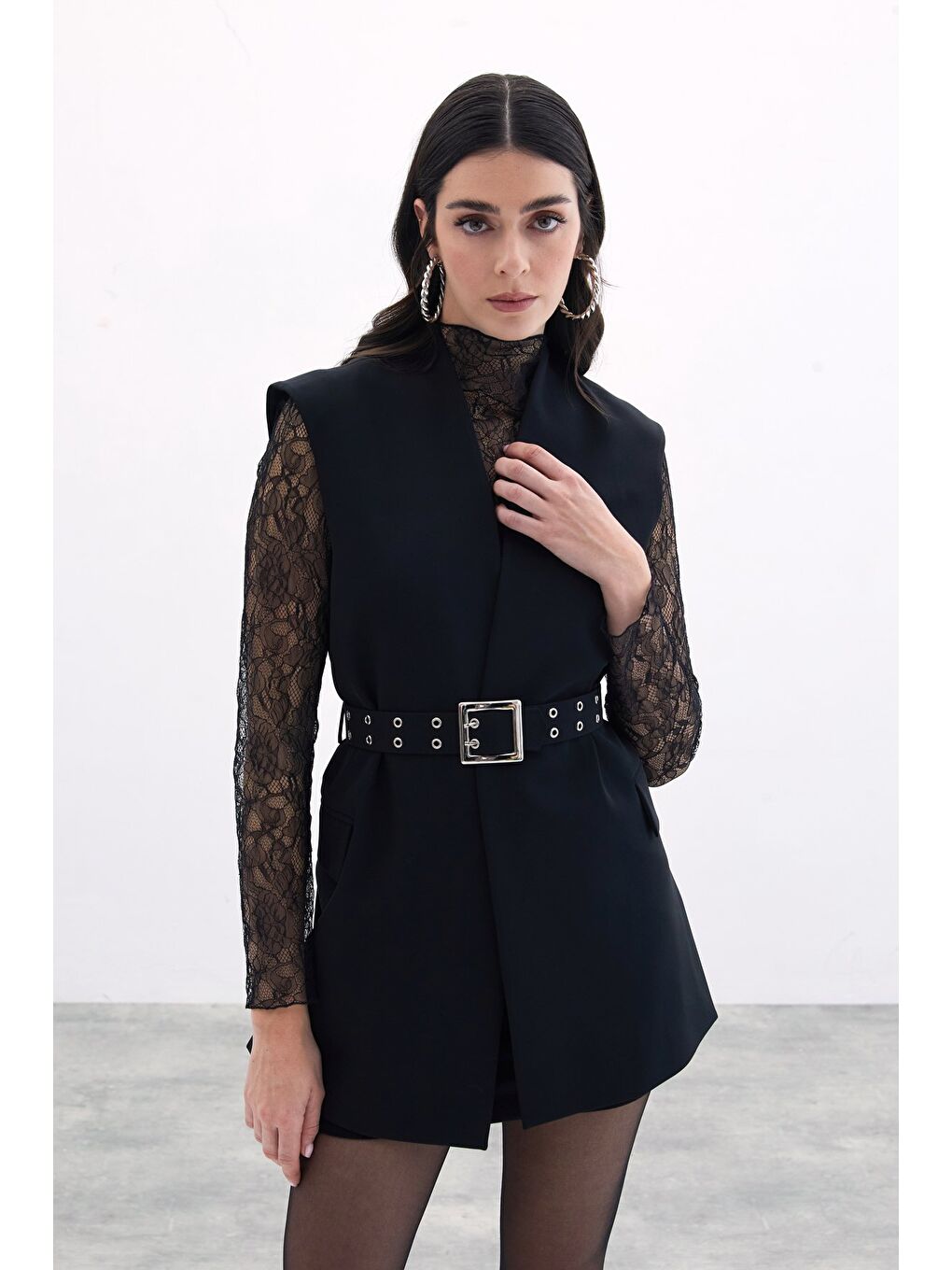 Kemerli Uzun Yelek - Siyah-4