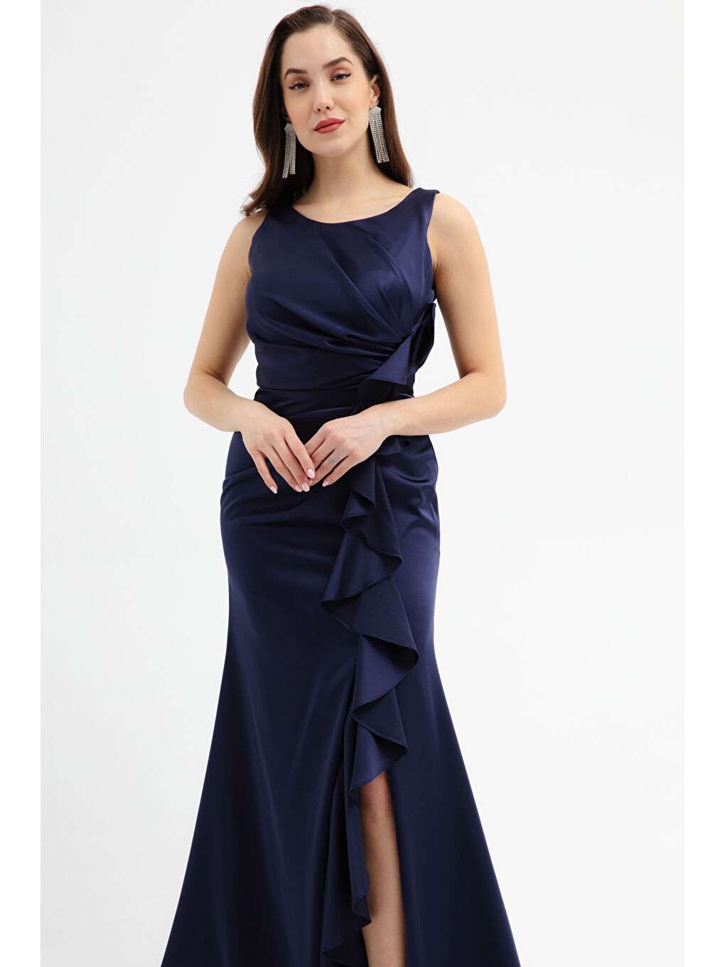 Kadın Lacivert Fırfırlı Yırtmaçlı Uzun Saten Abiye Elbise-3