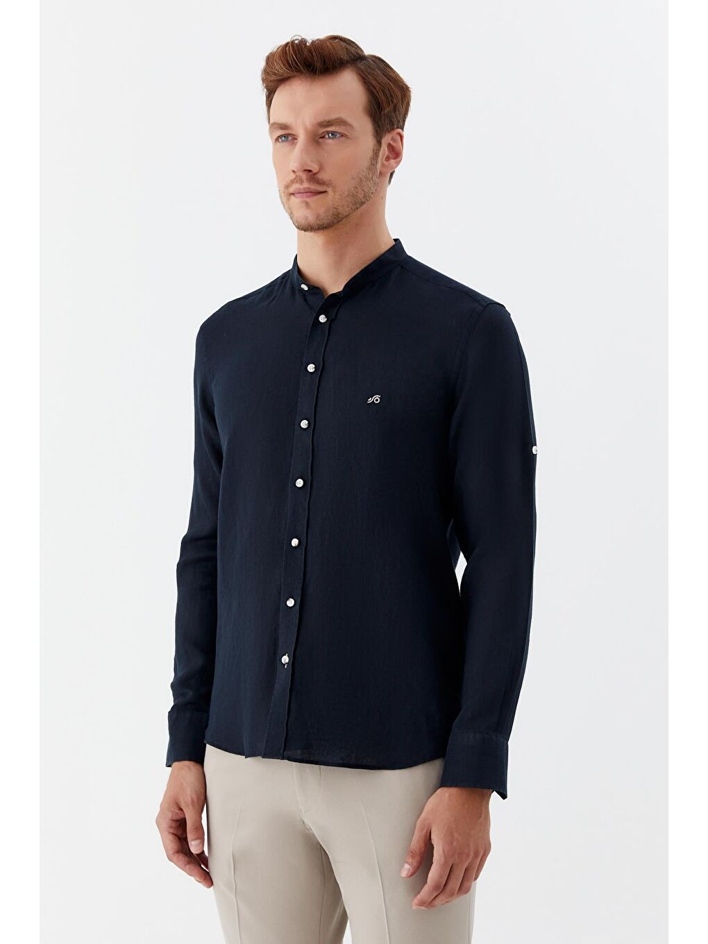 Erkek Siyah Normal Kesim Regular Fit %100 Keten Hakim Yaka Gömlek-2