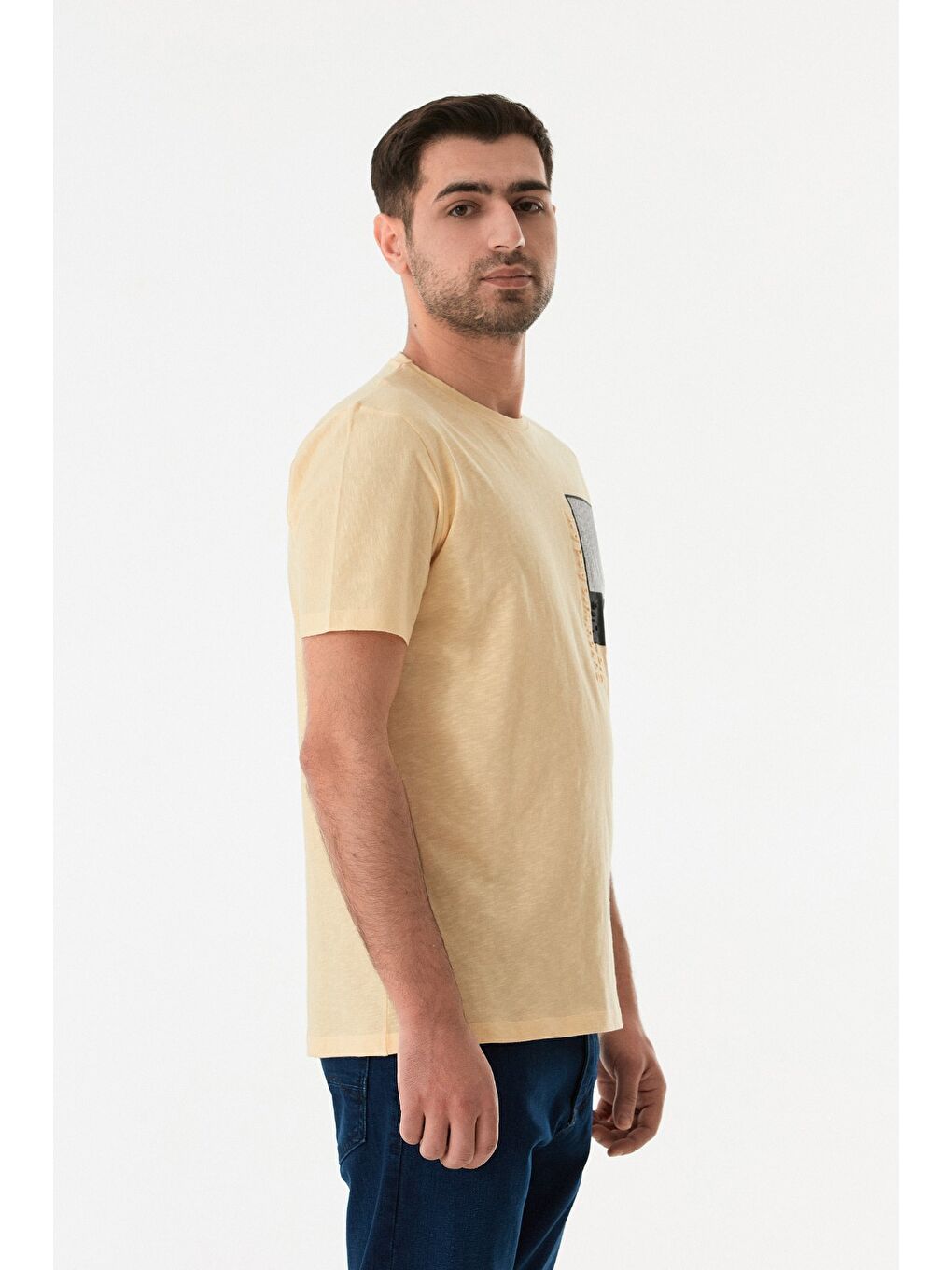 Sarı Grafik Baskılı Bisiklet Yaka Tişört-3