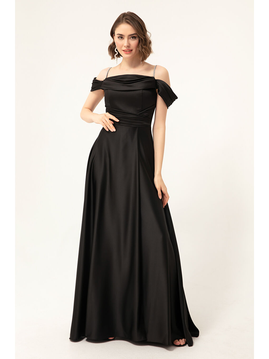 Kadın Siyah Taş Askılı Uzun Saten Abiye Elbise-2