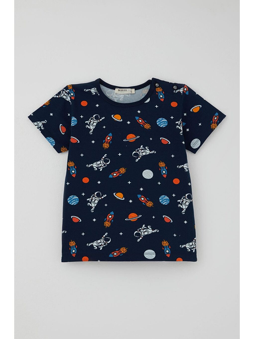 Erkek Bebek Şortlu Pijama Takımı Galaksi Temalı Astronot Desenli Lacivert (9 Ay-3 Yaş)-1