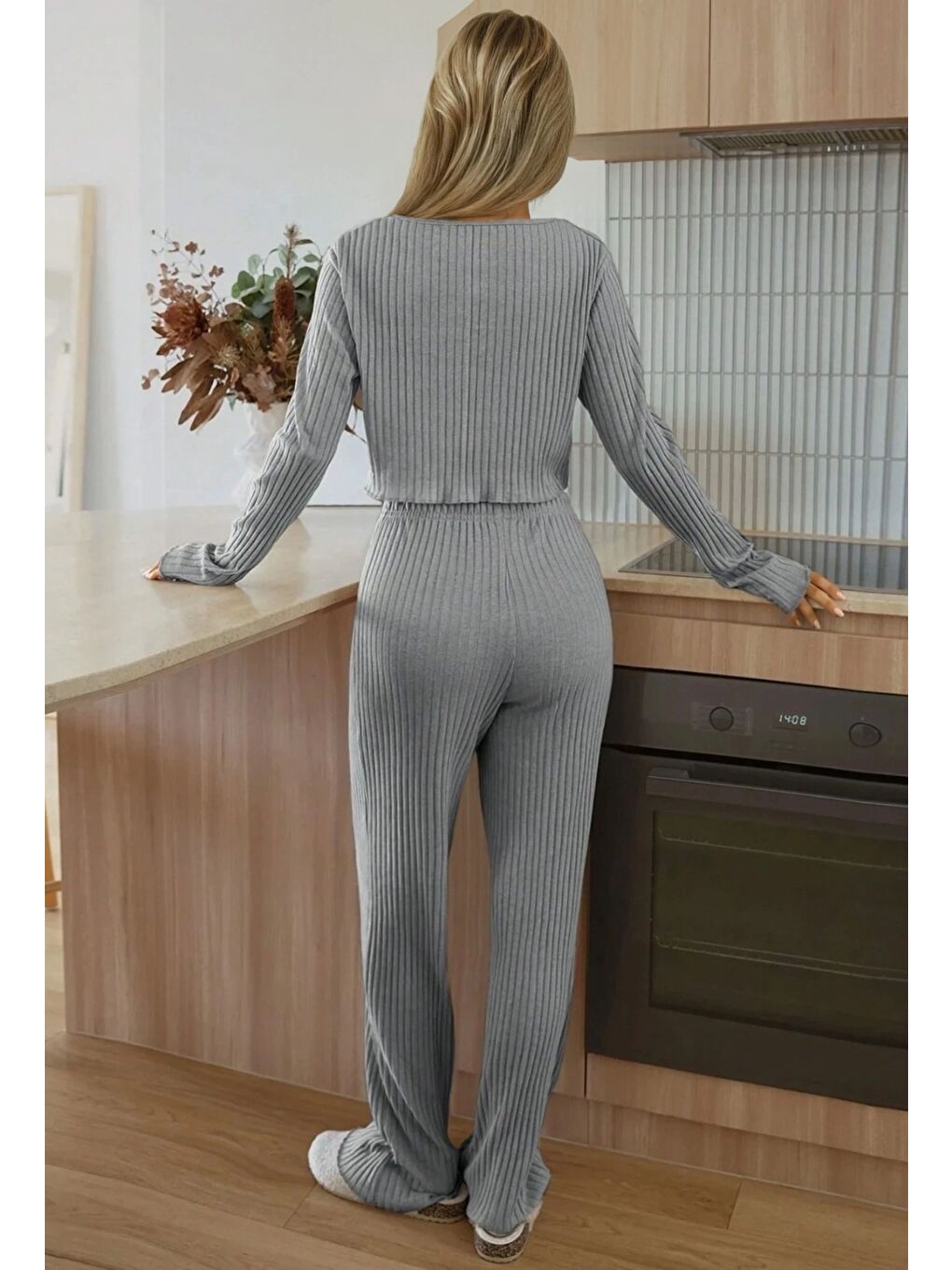 Gri Süprem Kumaş Yaka Detay Pijama Takımı-3