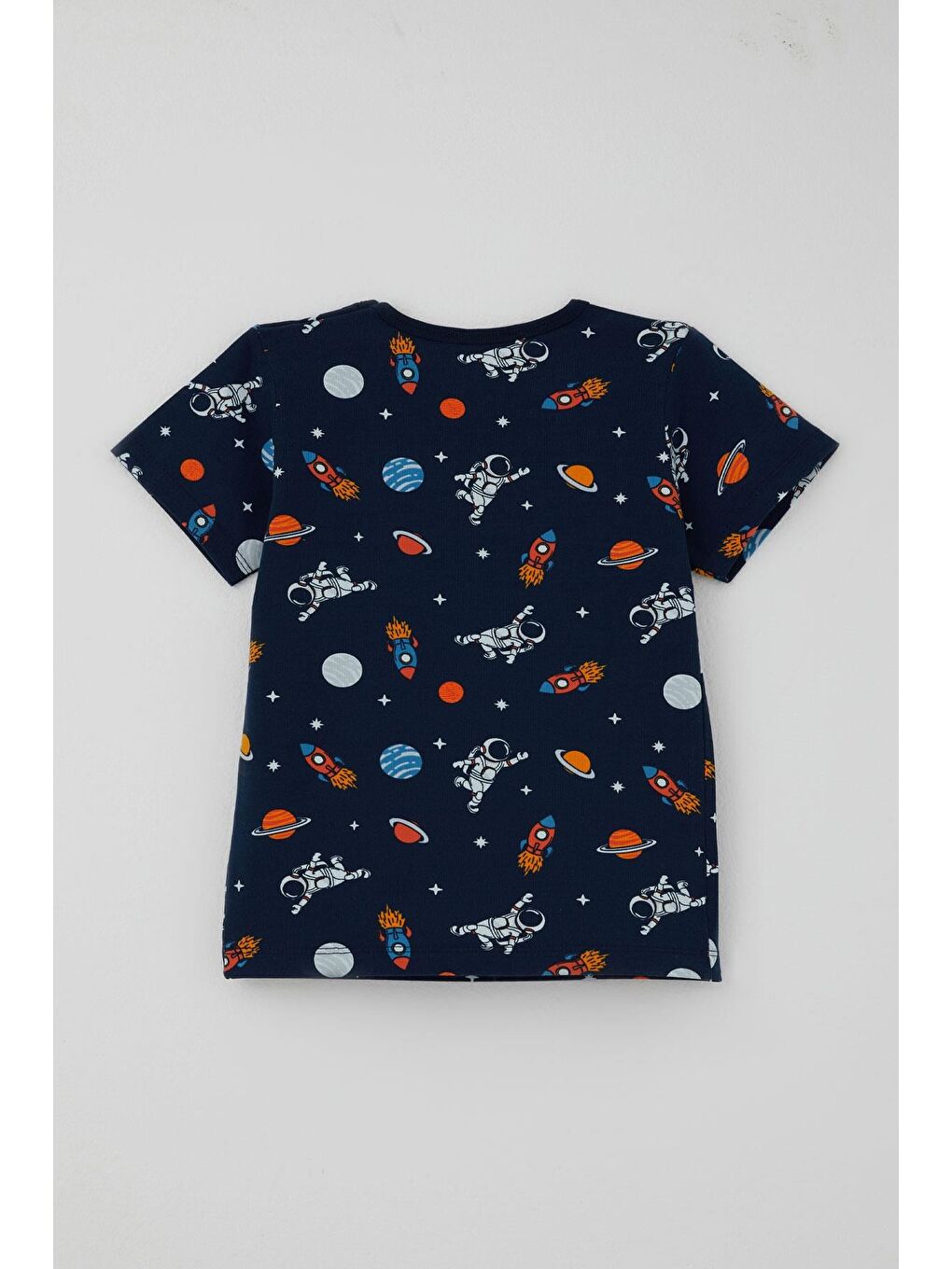Erkek Bebek Şortlu Pijama Takımı Galaksi Temalı Astronot Desenli Lacivert (9 Ay-3 Yaş)-3