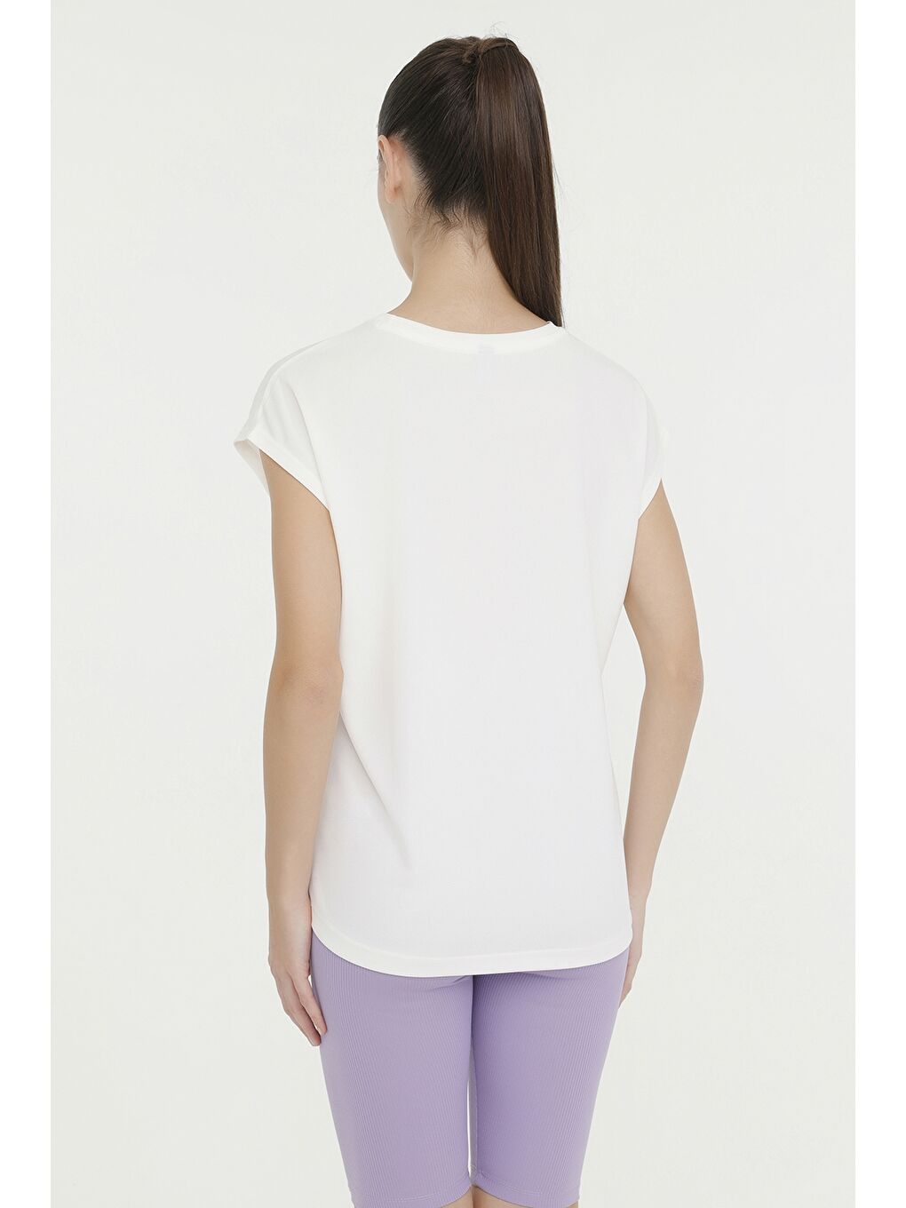 WL CLAUDIA 11P3004 4FX Beyaz Kadın Kısa Kol Tişört-1