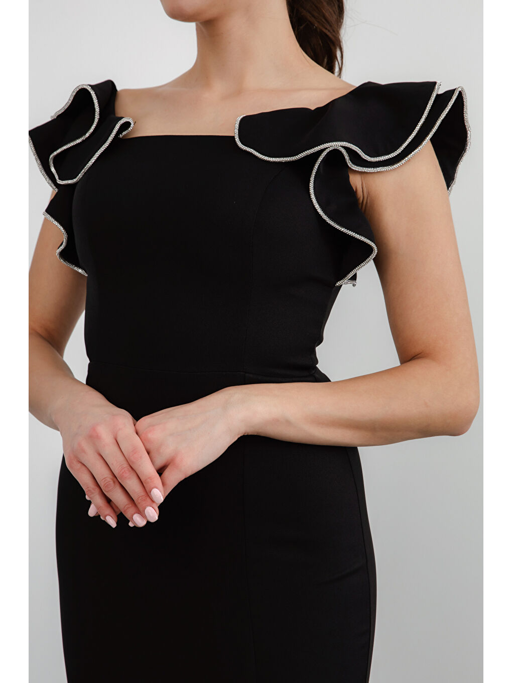 Kadın Siyah Kare Yaka Kolları Fırfırlı Uzun Söz Nişan Nikah Abiye Elbise-3