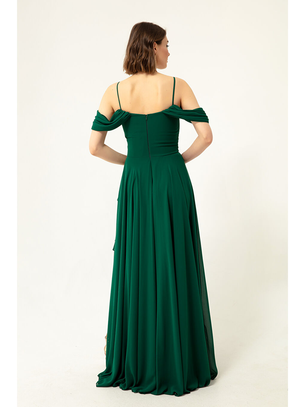 Kadın Zümrüt Yeşili Kayık Yaka Şifon Abiye Elbise-4