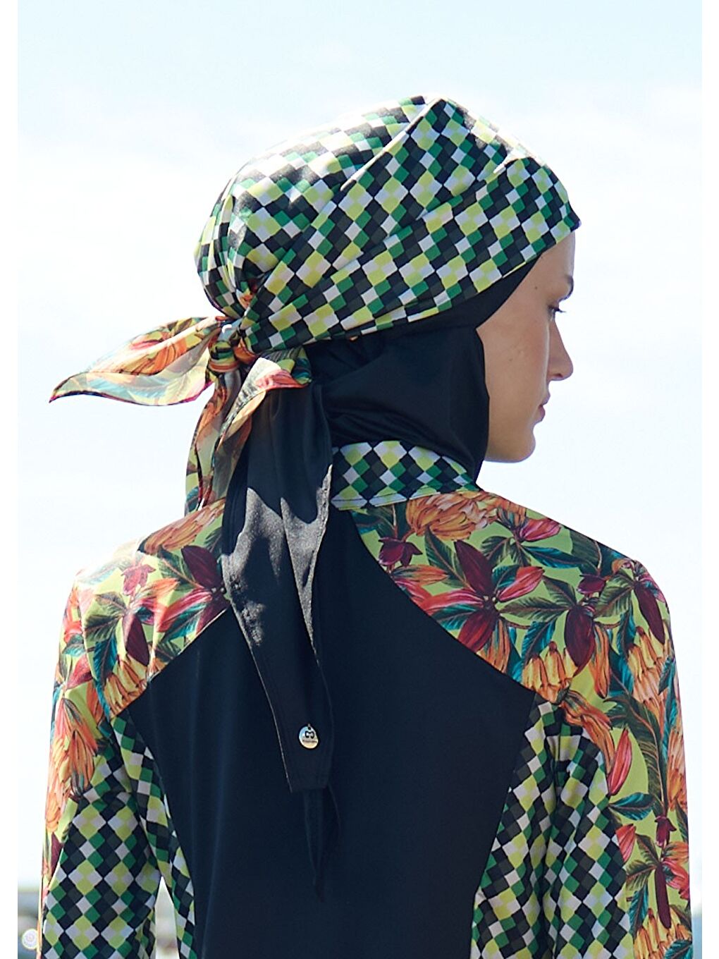 Karışık Üçgen Eşarp - 12-2