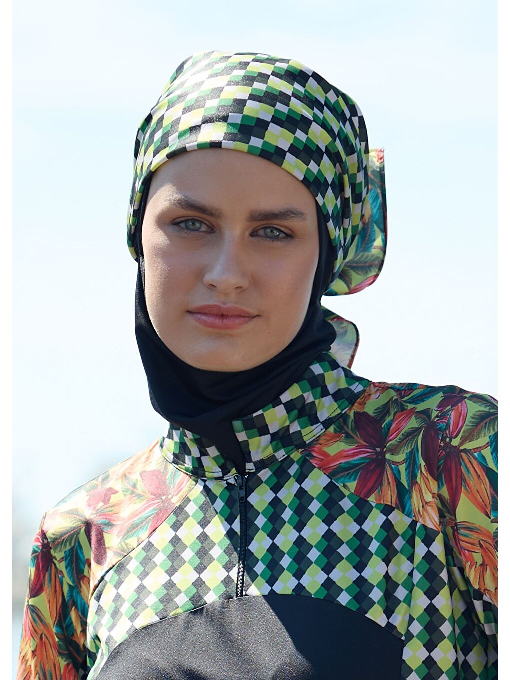 Karışık Üçgen Eşarp - 12-3