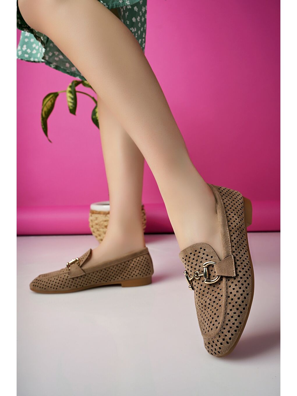 Bej PHUKET Metal Tokalı Lazerli Nefes Alabilen Deri Kadın Loafer Günlük Ayakkabı