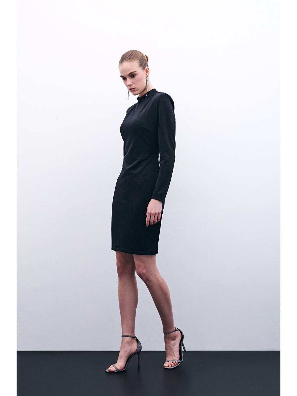 Parlak Kısa Elbise - Siyah-1