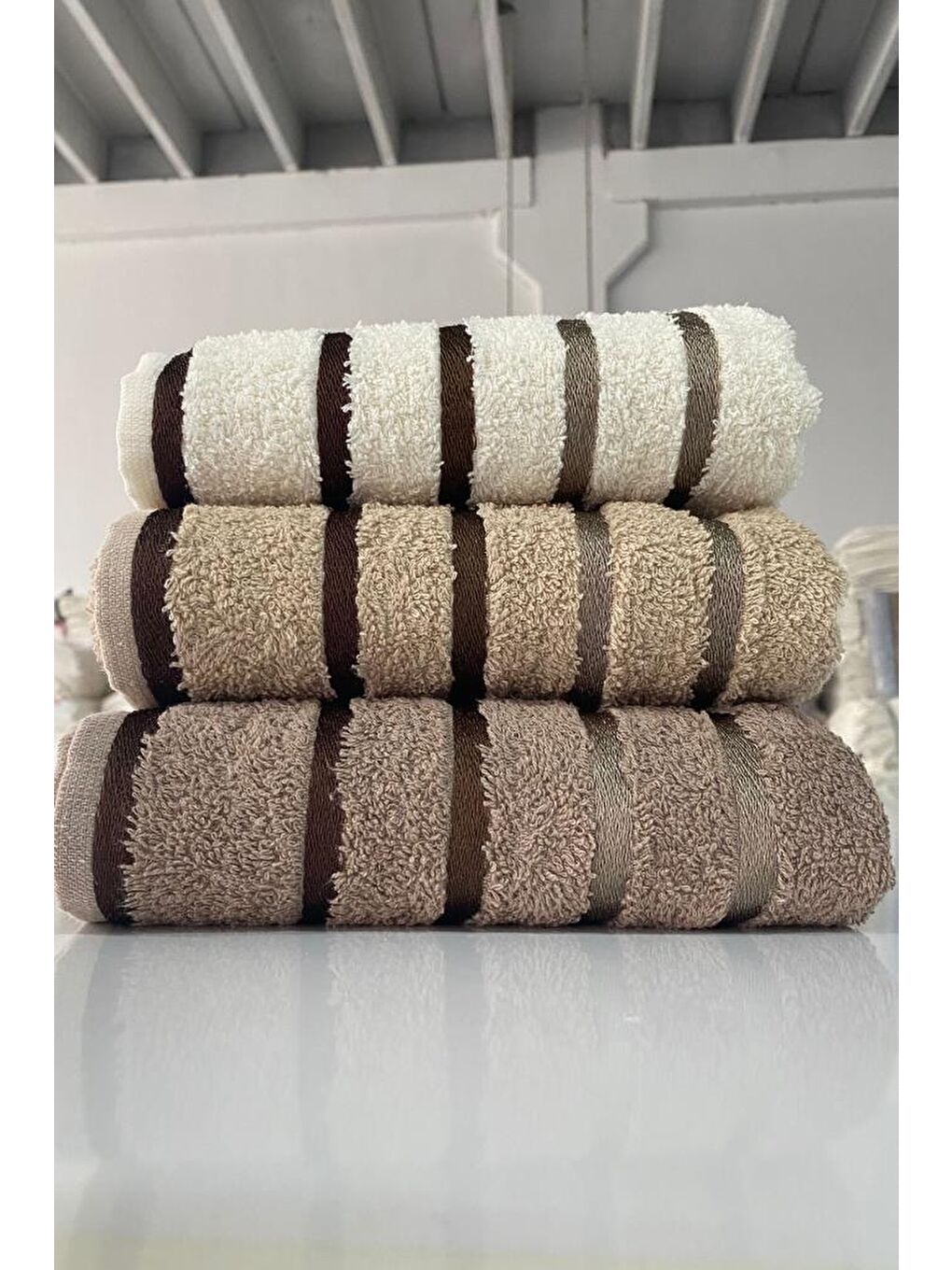 Karışık Karbeyaz Jakarlı 3lü El Yüz Havlu Takımı